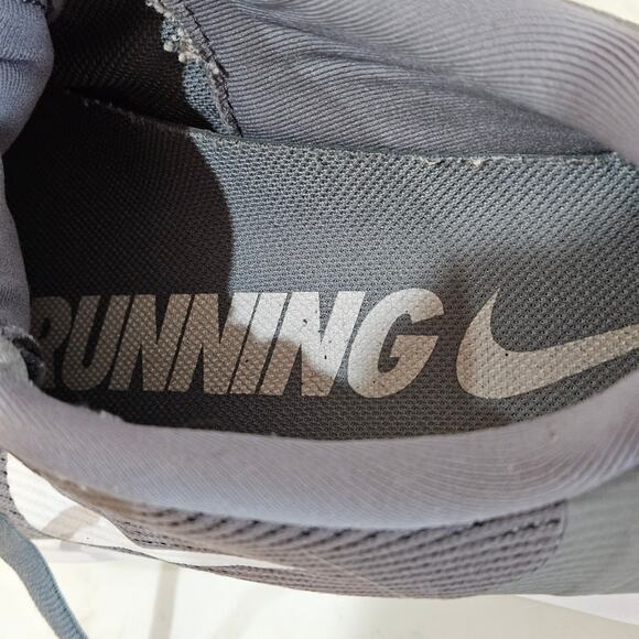 Men's Nike "Flex" Running/Training Shoe, Size 11 - Picture 4 of 10